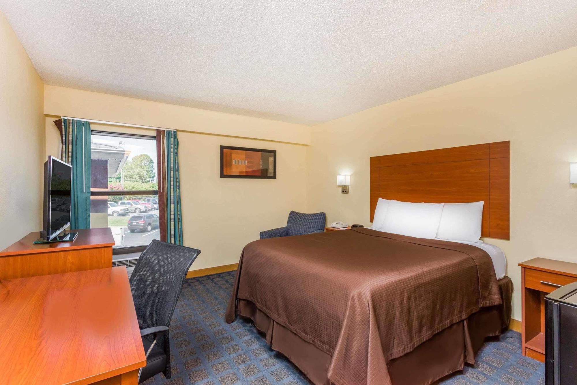 Howard Johnson By Wyndham Spartanburg Expo Center Dış mekan fotoğraf