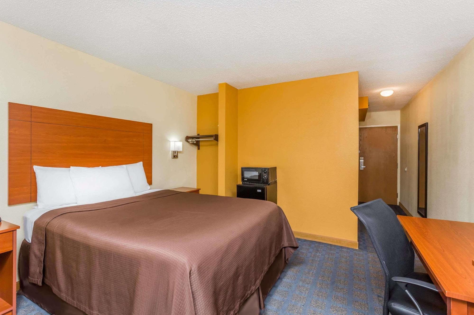 Howard Johnson By Wyndham Spartanburg Expo Center Dış mekan fotoğraf
